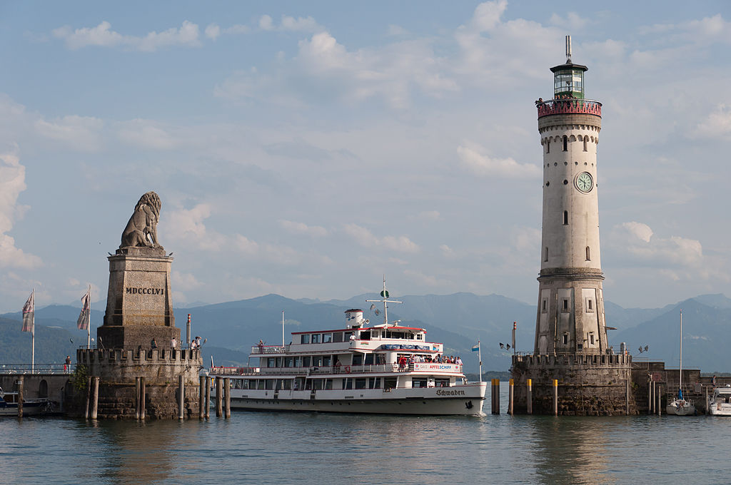 Urlaub-Bodensee info Sehensw  rdigkeiten Lindau  Der Hafen